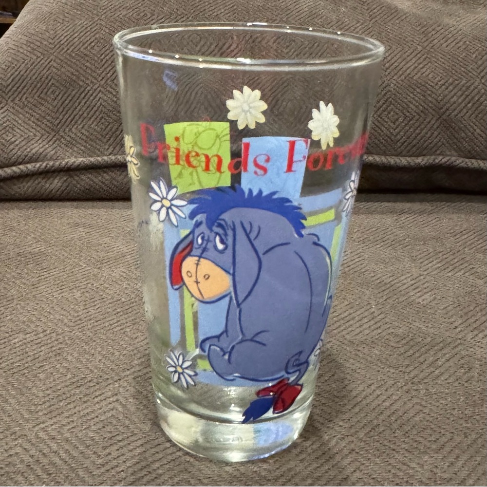 Eeyore 16 oz Glass Friends Forever Vintage Anchor Hocking